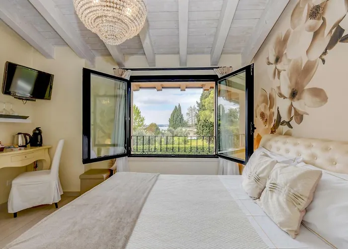 Casa Dei Pescatori * سيرمِيوني