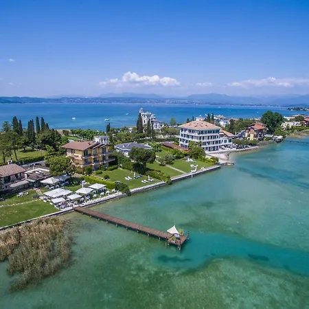 Casa Dei Pescatori * سيرمِيوني